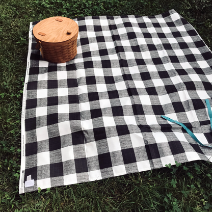 Vintage Catalina Picnic Basket