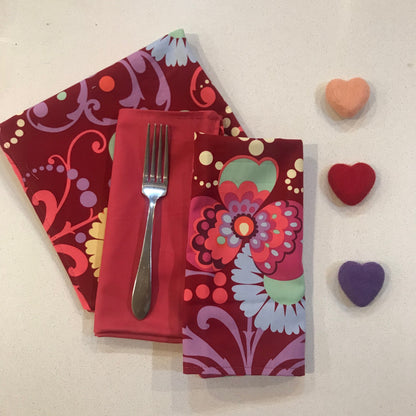 Berry Floral and Dot Cloth Napkin Mix